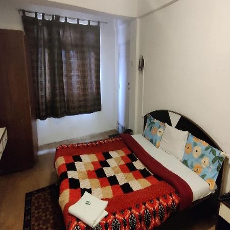 OYO 8272 Hotel Pratigya Residency Gangtok Bagian luar foto