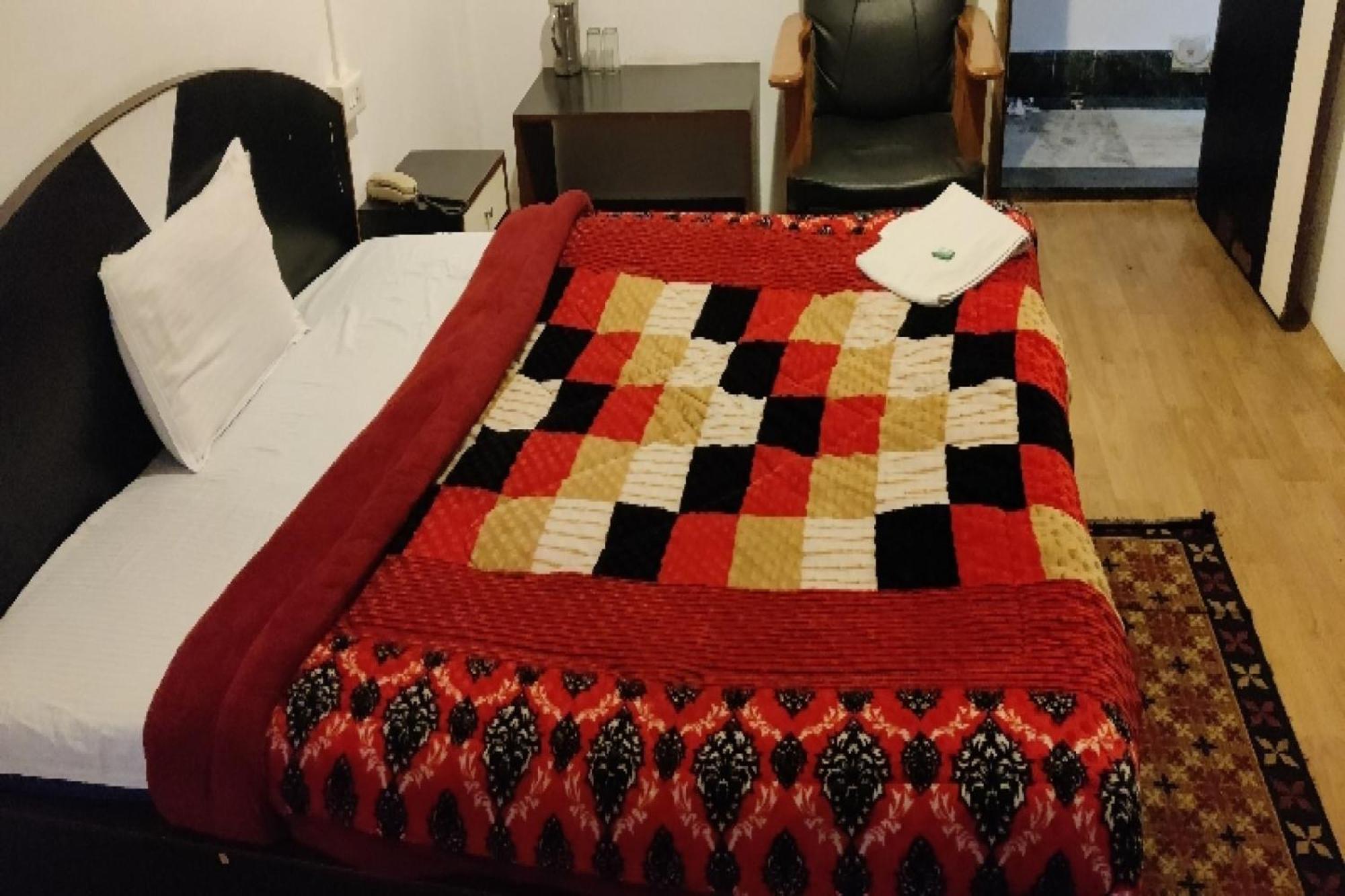OYO 8272 Hotel Pratigya Residency Gangtok Bagian luar foto