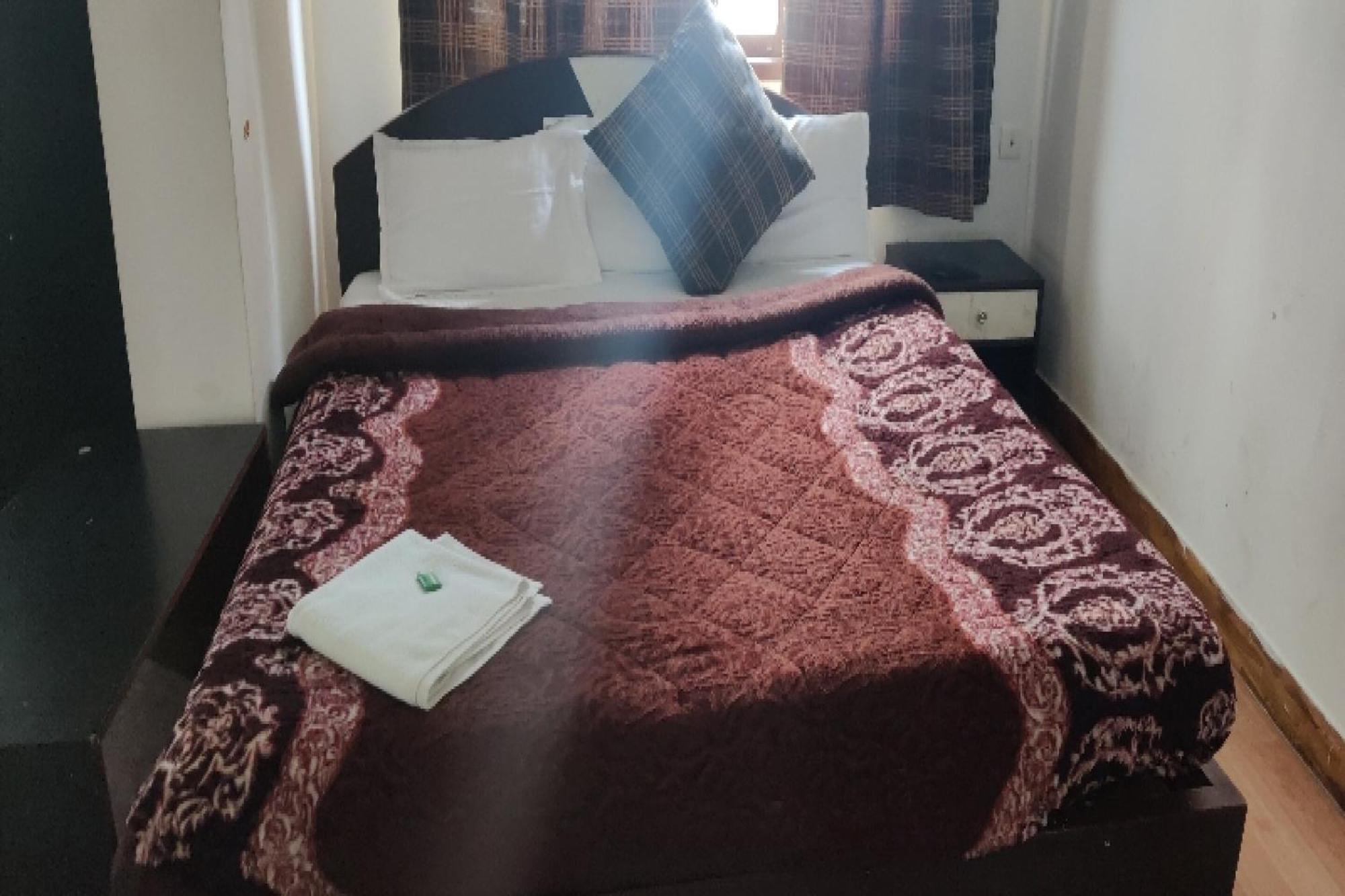 OYO 8272 Hotel Pratigya Residency Gangtok Bagian luar foto
