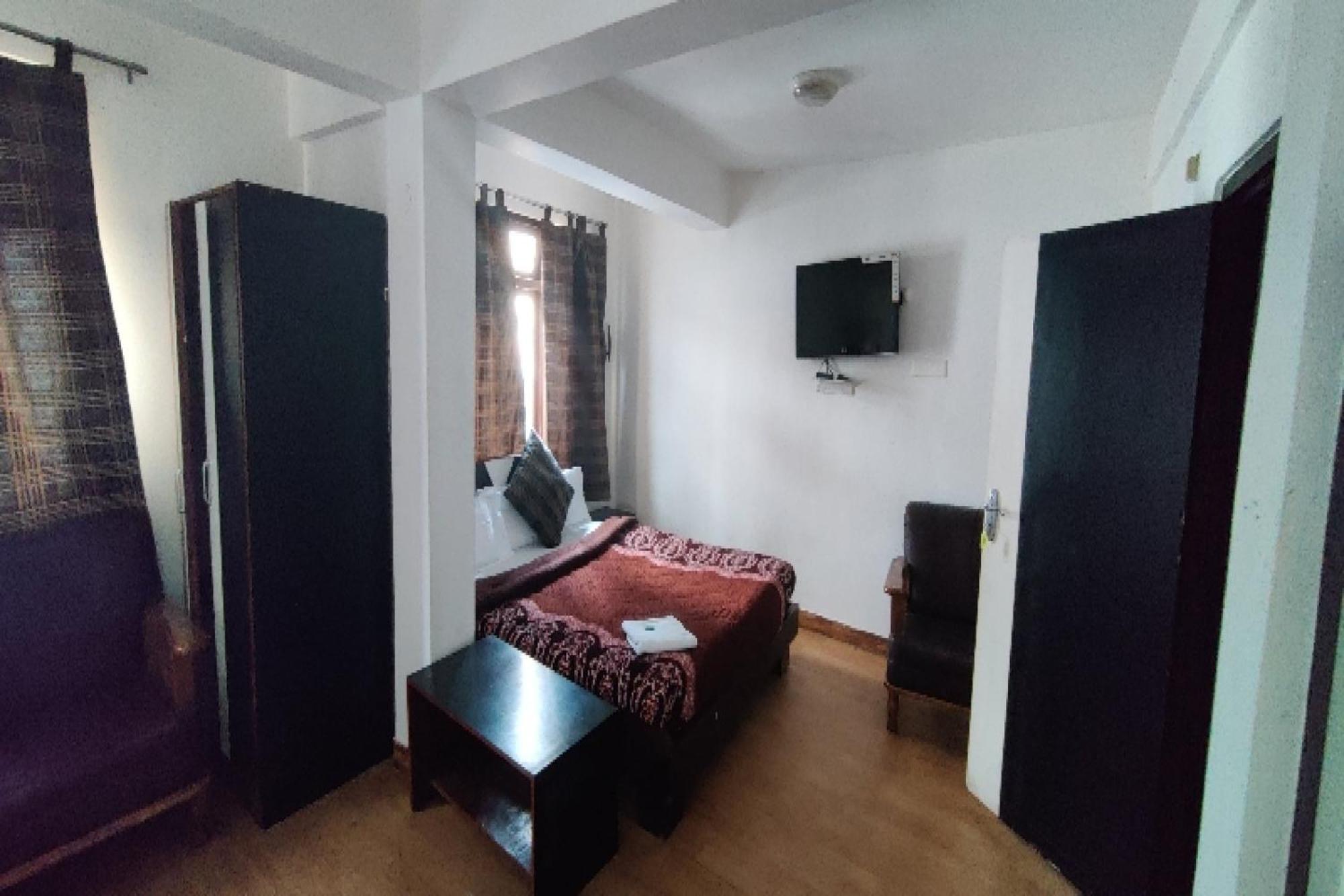 OYO 8272 Hotel Pratigya Residency Gangtok Bagian luar foto